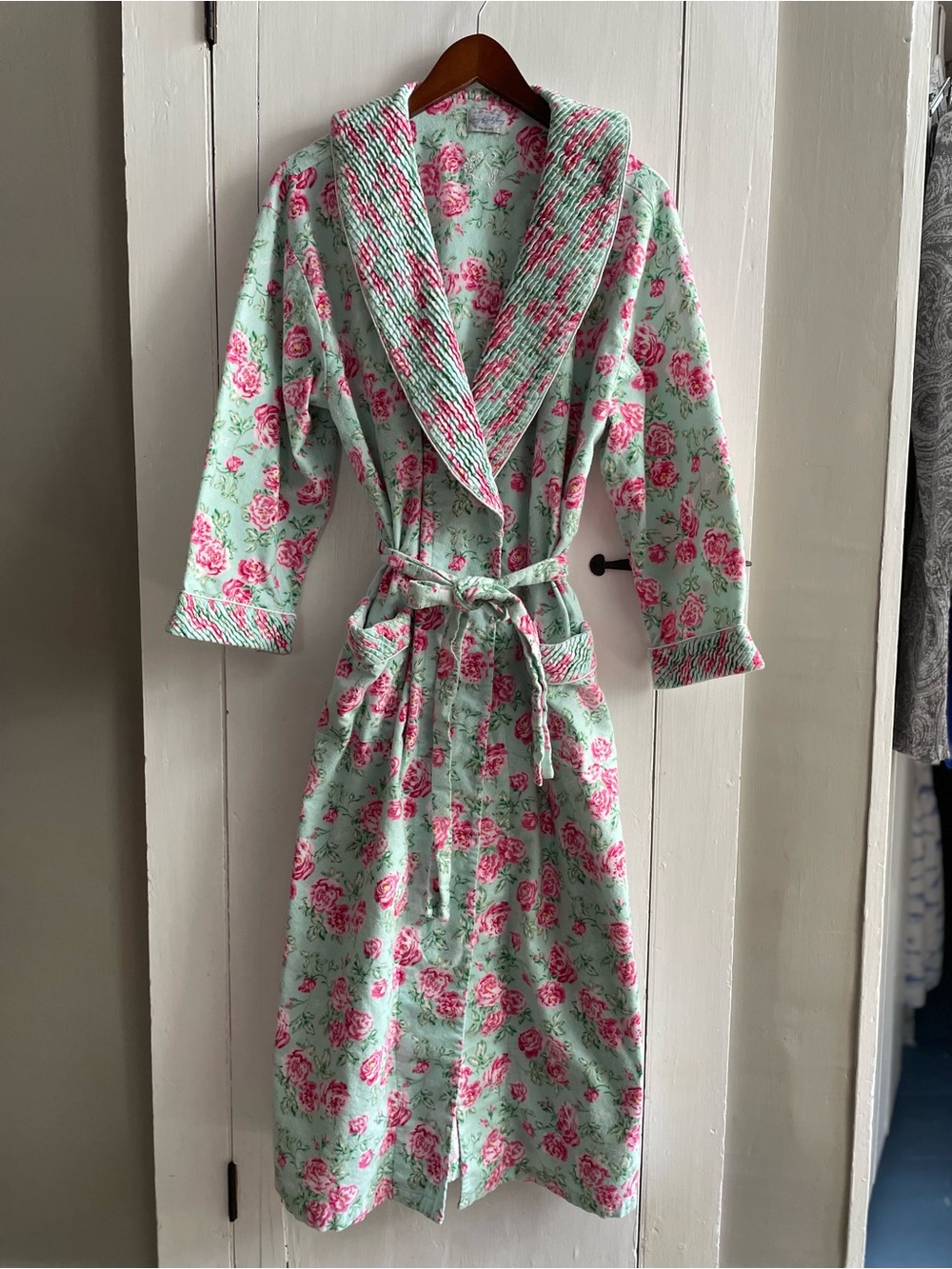 LANZ of Salzburg Floral Mint & Pink Flannel 100% Cotton Robe with Shawl Collar M